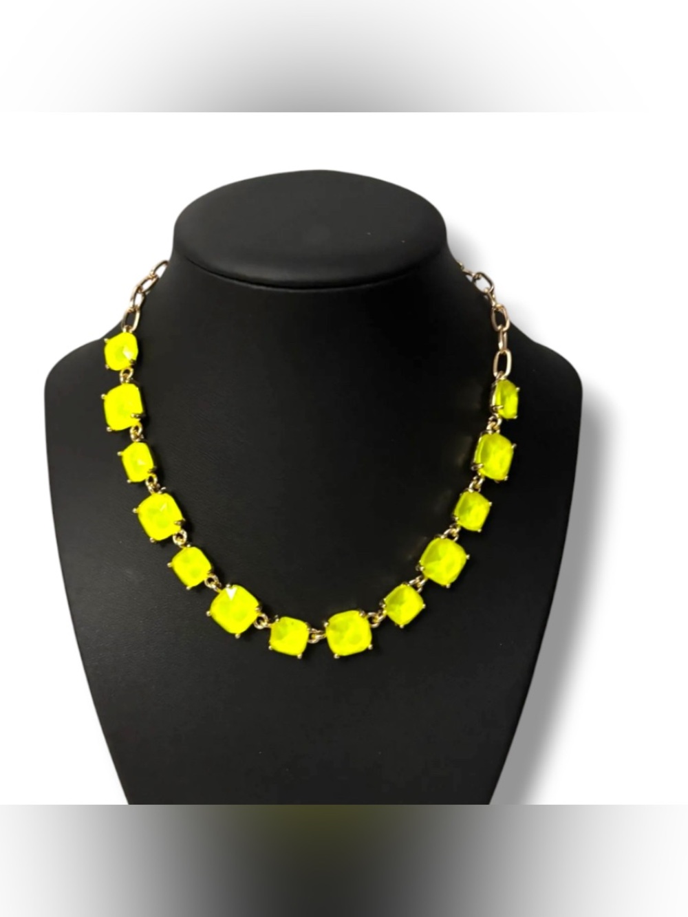 Neon Yellow Cushion Cut Glass Link Gold Necklace